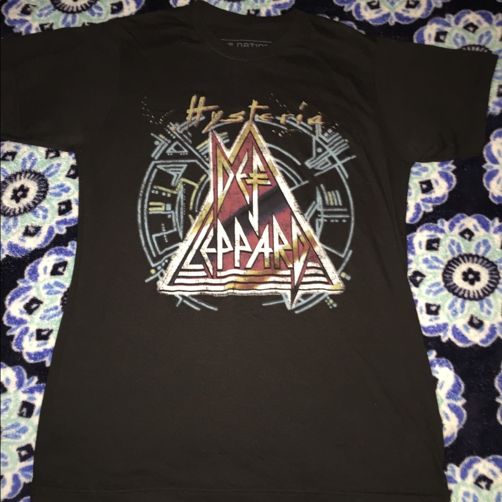 Def Leppard tee